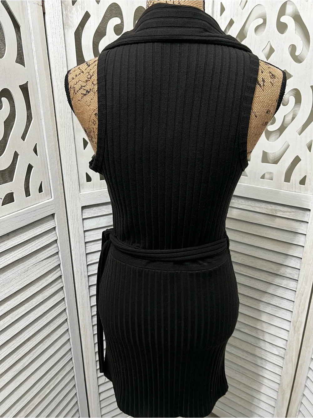 Emprada Sleeveless Black Ribbed Wrap Dress - Picture 6 of 11